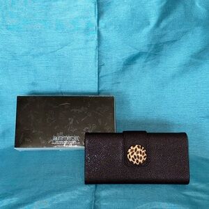 Laura Mercier Leopard-Print detail clutch/makeup/brush case - NWT